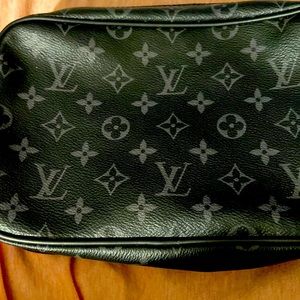 Black & grey Louis Vuitton makeup bag / trousers toilet Gm